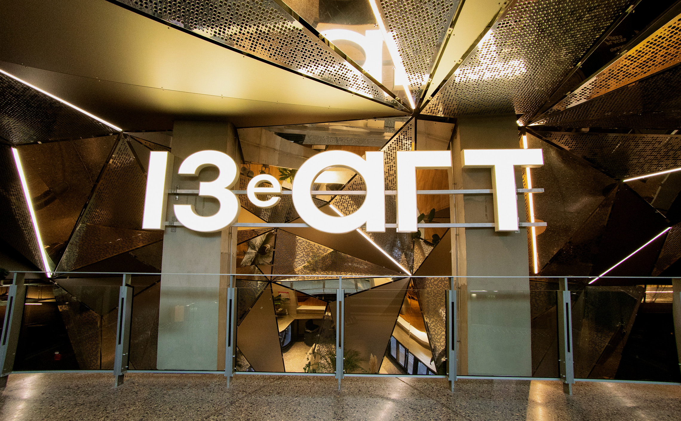 02_13e_art_concert_hall_branding_entrance