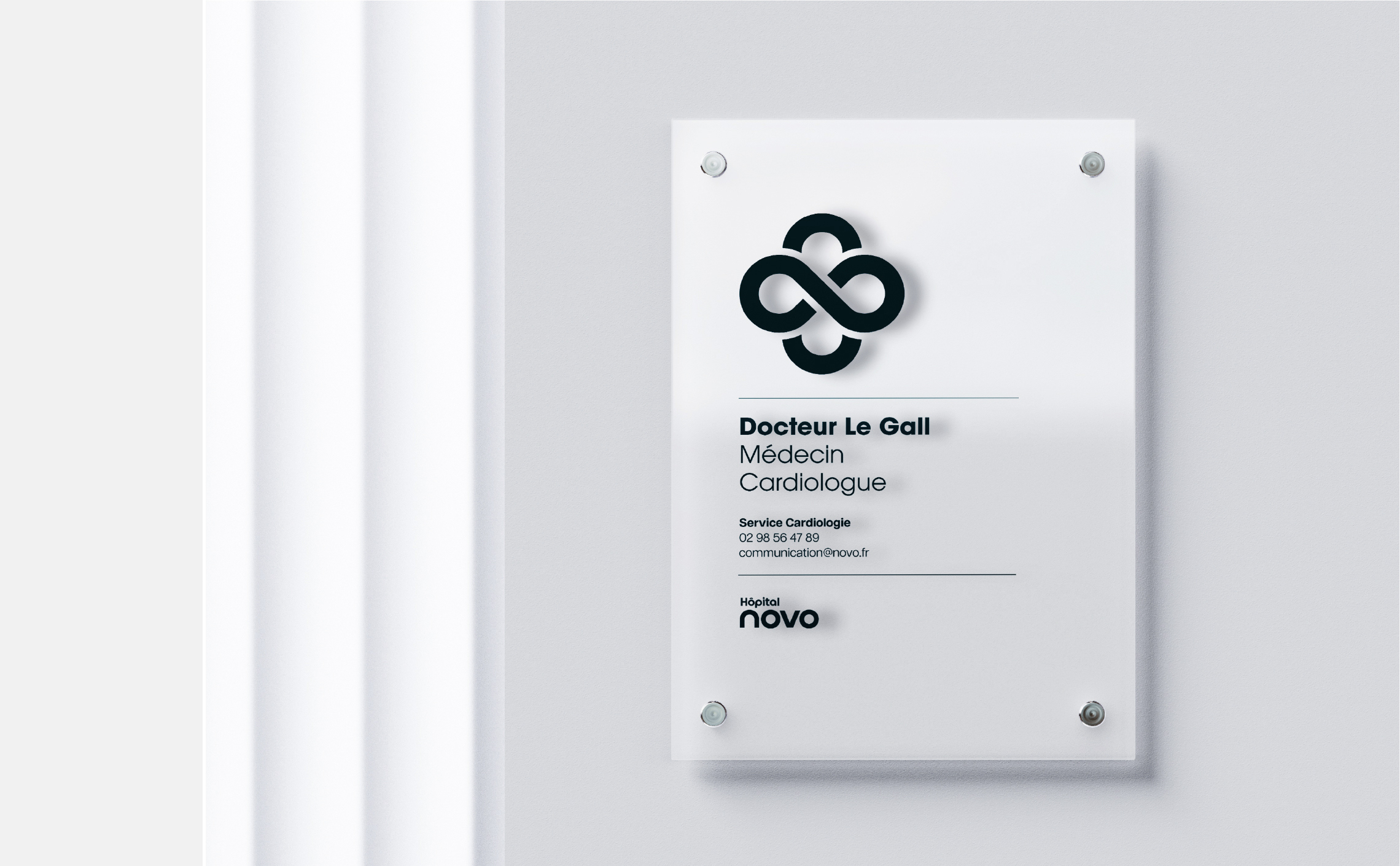 24-Hopital-NOVO-identite-visuelle-medecin-signaletique-1 Hôpital-NOVO-identite-visuelle-medecin-signaletique